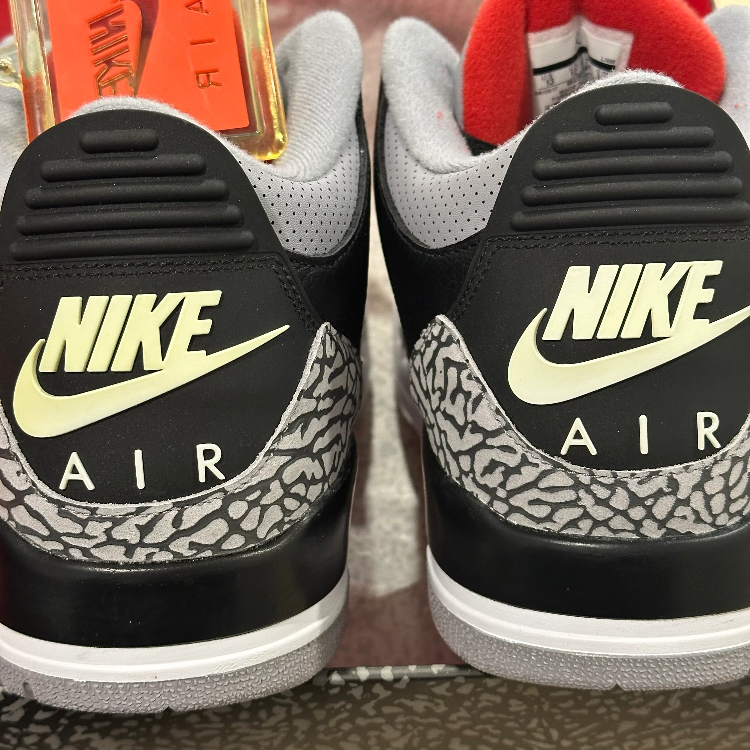 Jordan 3 Retro Black Cement (2018) - Image 2